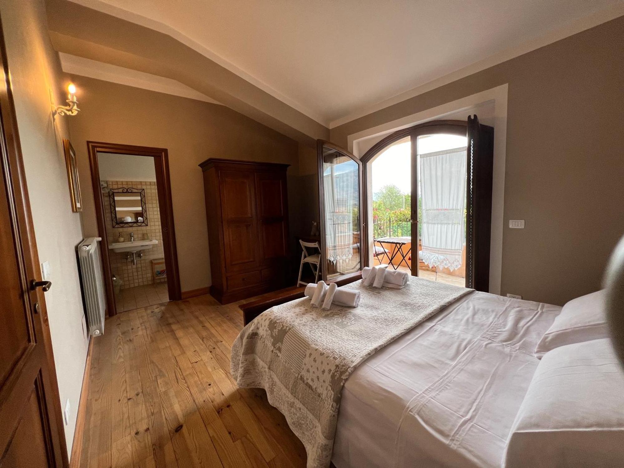 Bed&Breakfast Le Piagge Scurcola Marsicana Exterior foto