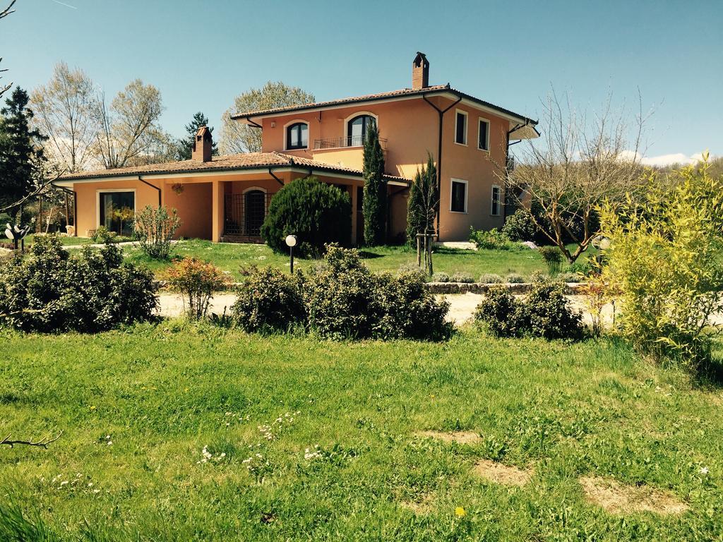 Bed&Breakfast Le Piagge Scurcola Marsicana Exterior foto